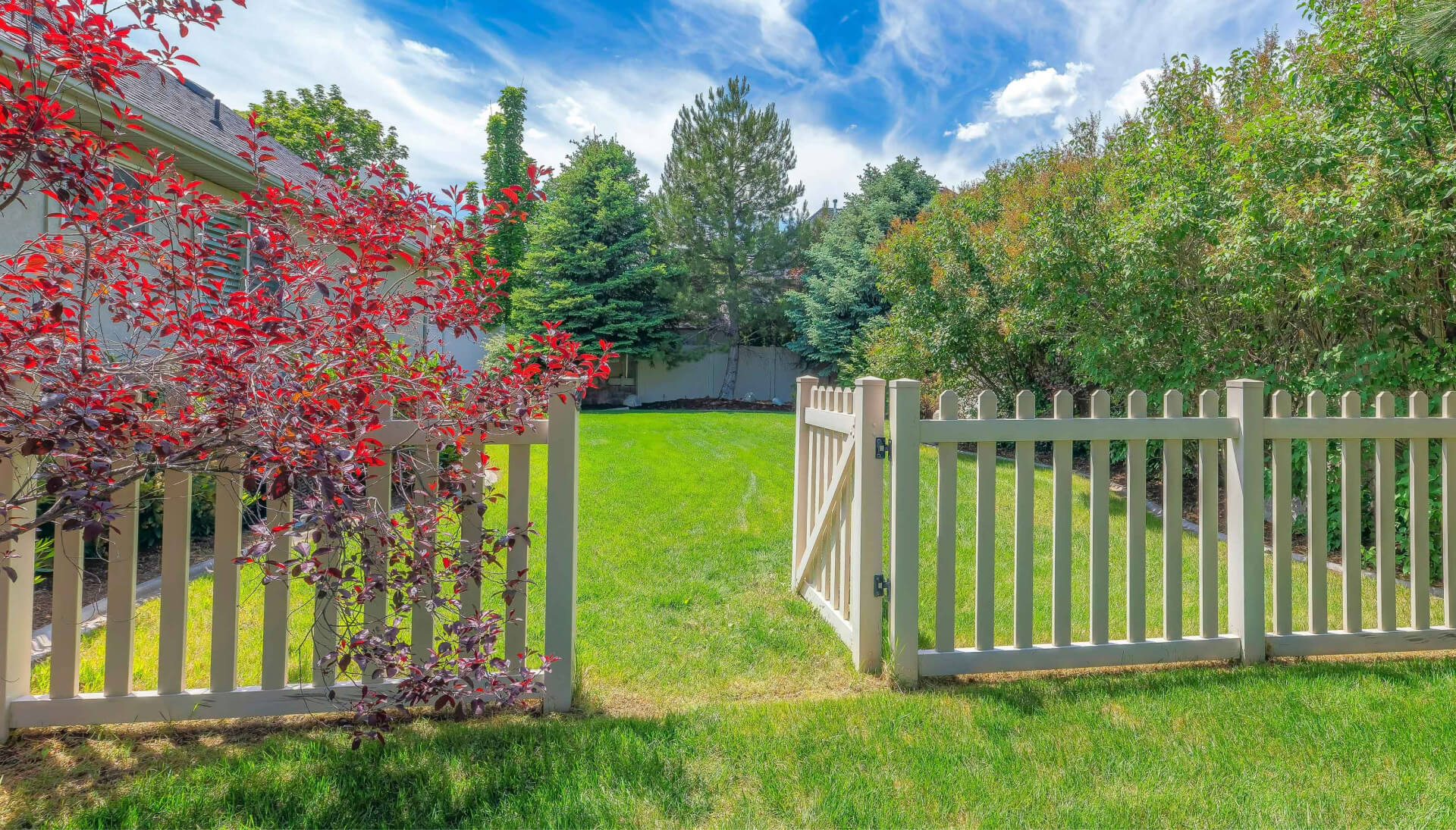 Fence gate installation services in Greenville